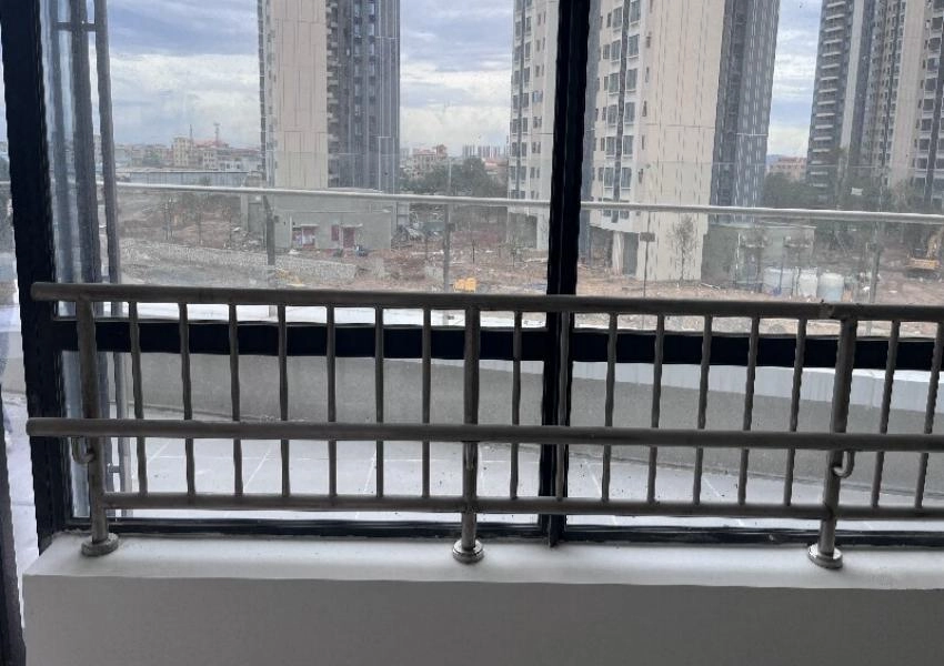 Balcony Guardrail Height and Infill Gaps A Procurement Checklist