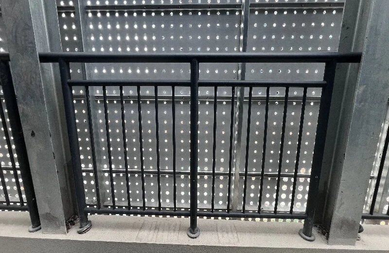 glass balcony guardrail for commercial project
